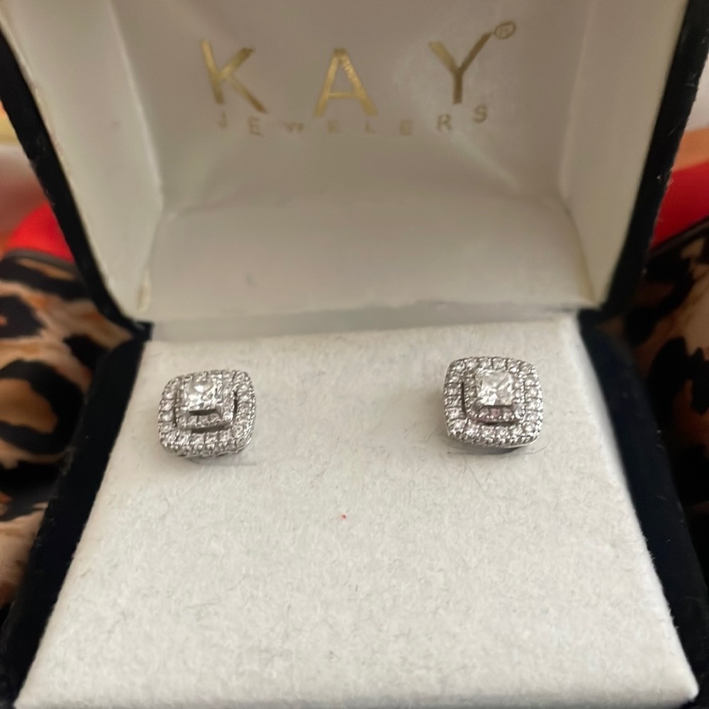 Diamond Stud Earrings 1 ct tw Princess & Round-cut 10K White Gold